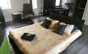 Jacuzzi Terrasse Centre Ville Narbonne Chambre 7